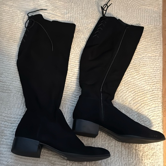 H&M black faux suede knee high back lace up detail soft boots Sz 40 US 8 1/2 - Picture 1 of 9